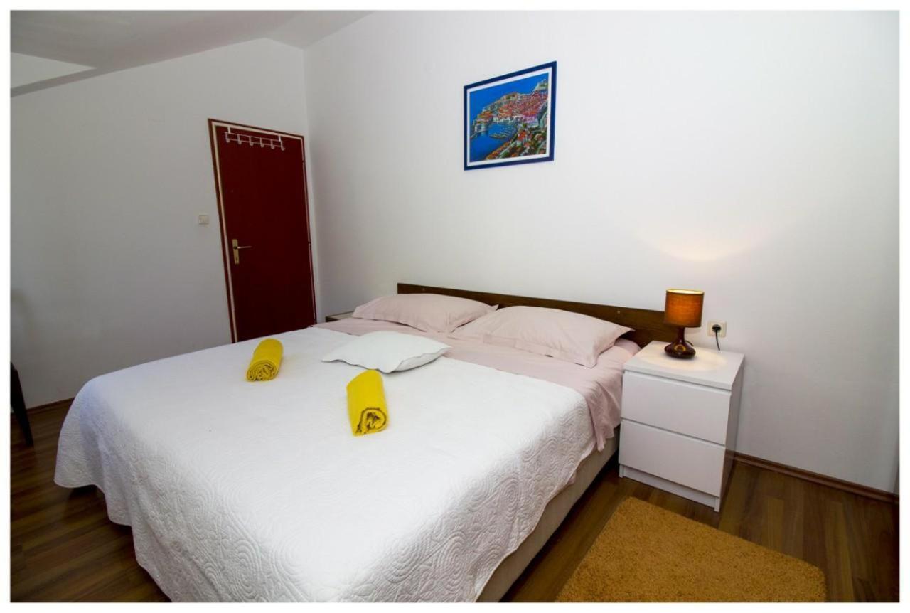 Apartment Mona Lisa Mokosica Bagian luar foto